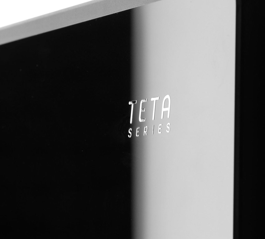 Panel frontowy z efektem lustra