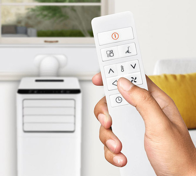 Intuicyjna obsługa z poziomu panelu i pilota