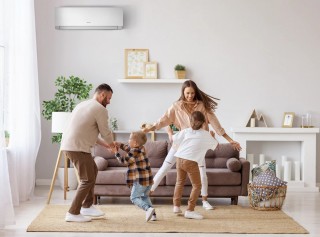 Gree Clivia White - zdjęcie lifestyle