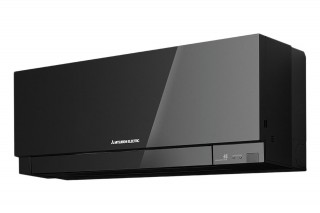 Mitsubishi Premium Black widok bok